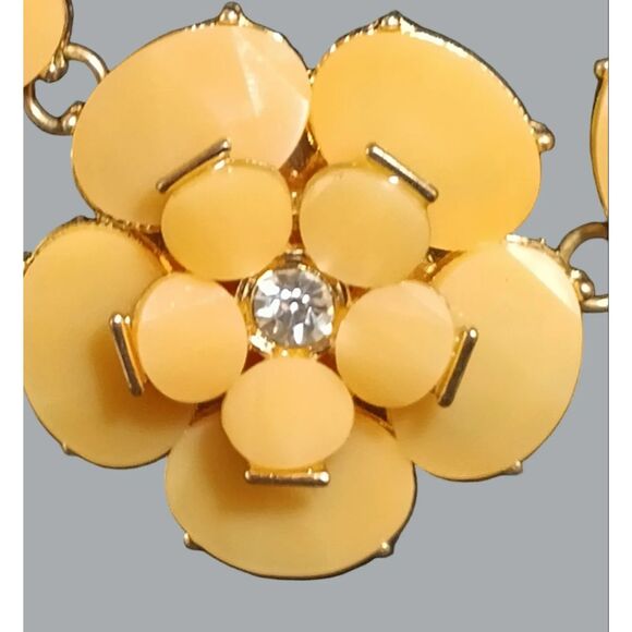 Natasha Gold Floral Rhinestone Statement Necklace.” - Picture 4 of 8